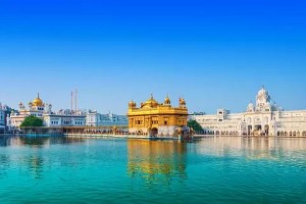 Upto 50% Off on All Holidays **